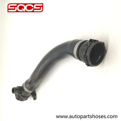 Tuyau de liquide réfrigérant de la voiture A17127646155, tuyau 17127646155 de charge de X3 F26 X4 2.0i BMW F25